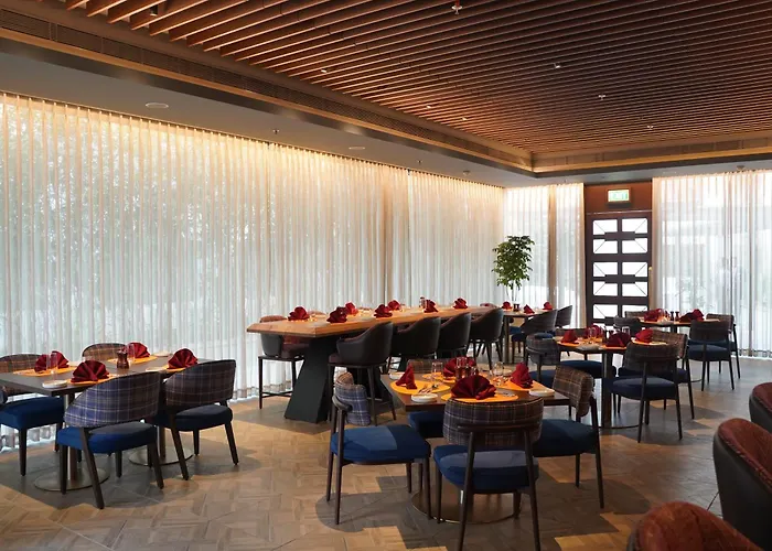 Courtyard By Marriott Bhopal